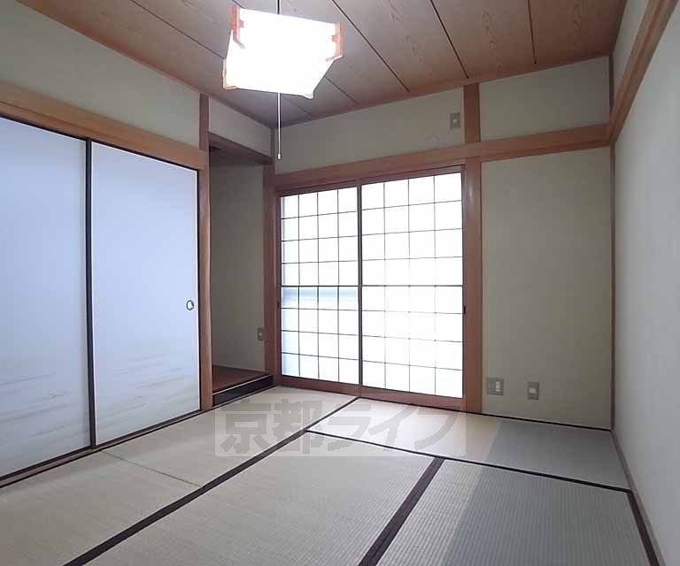 Living and room. It is the first floor of a Japanese-style room.
