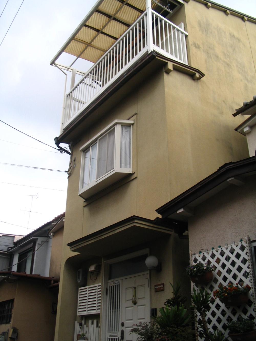 Other local. Local (11 May 2012) shooting