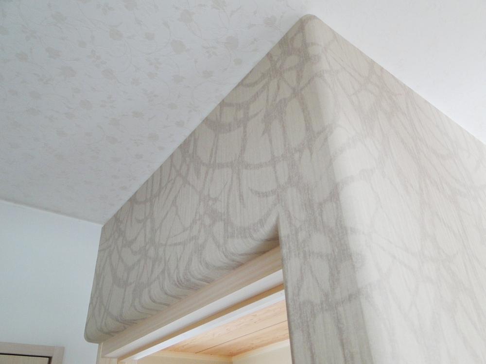 Construction ・ Construction method ・ specification. Izusumi will soften the atmosphere of the room in the R Corner processing. Even if when you hit the body, Relieve the relatively shock. 