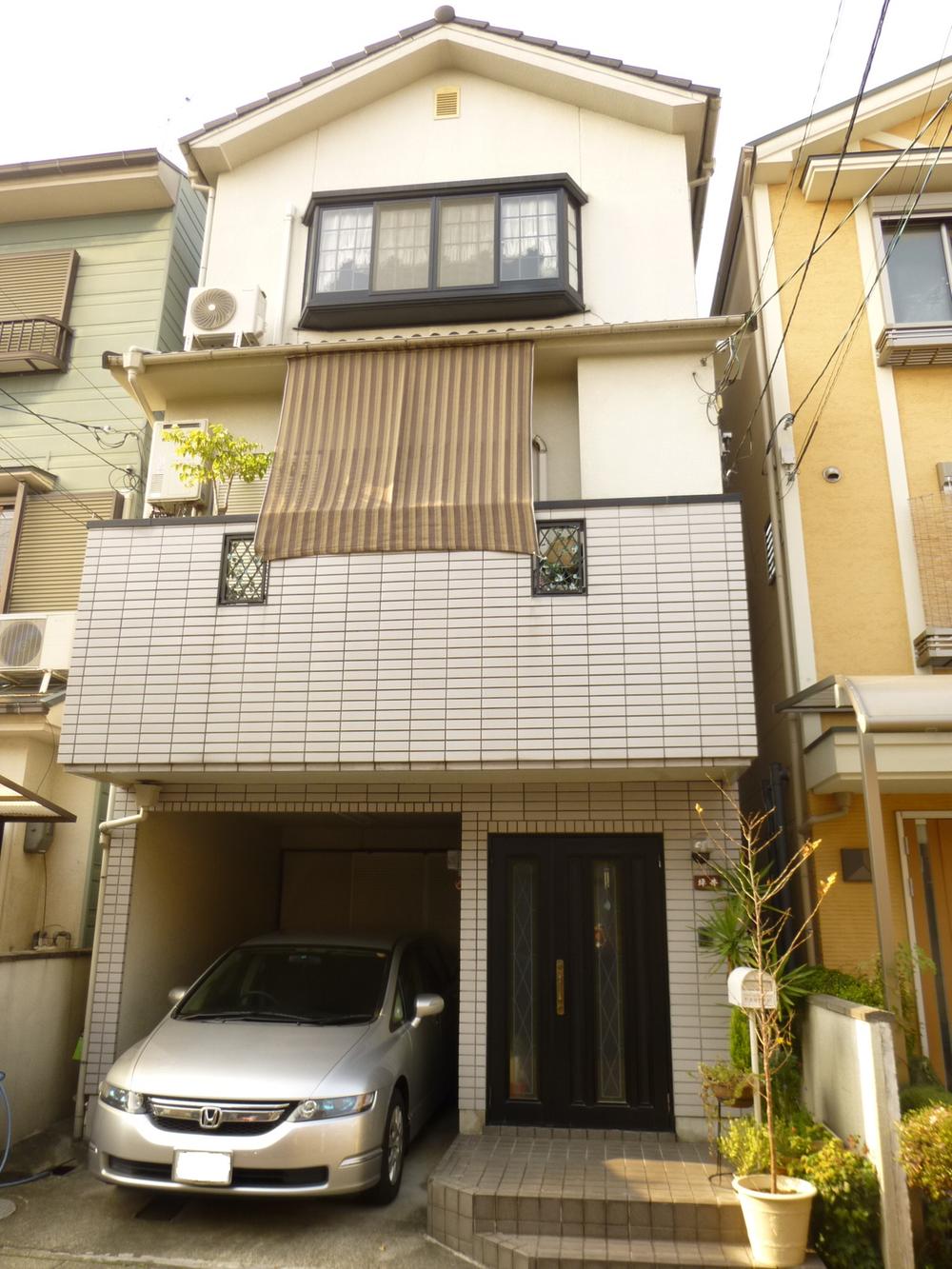 Local appearance photo. local