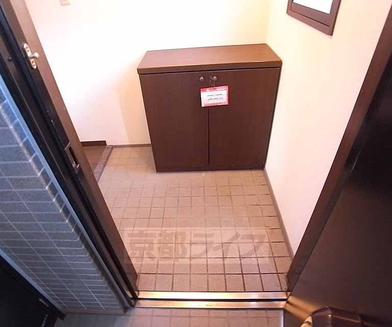 Entrance. A beautiful entrance.