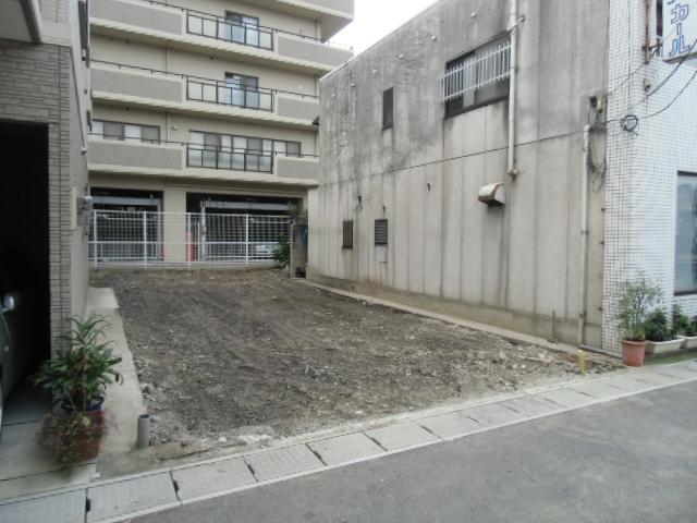 Local photos, including front road. Local (September 2013) Shooting