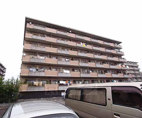 Building appearance. This appearance.