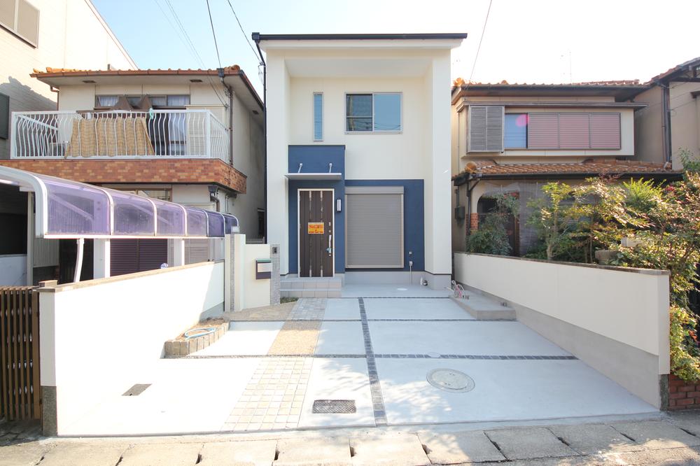 Local appearance photo