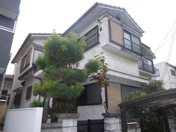 Local appearance photo. Local (12 May 2013) Shooting