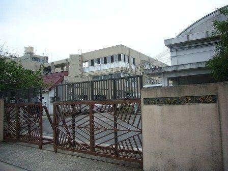 Primary school. Nishiokubo until elementary school 175m