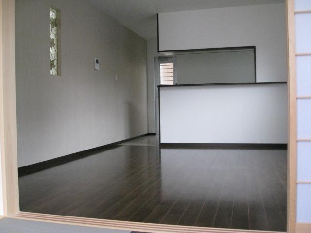 Living. Please have a look to the kitchen and living room floors have been constructed in a different color.