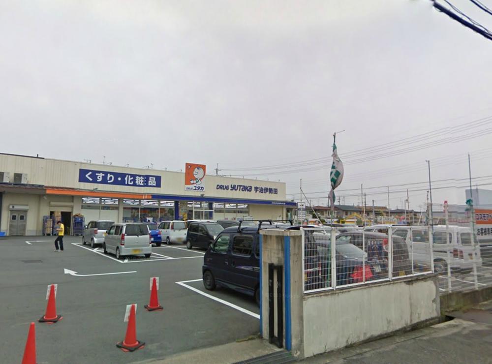 Drug store. Up Yutaka 1260m