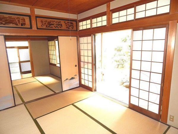 Living. Good location (fresco if the bicycle shopping facilities within 5 minutes are substantial, Drag Yutaka, FamilyMart)