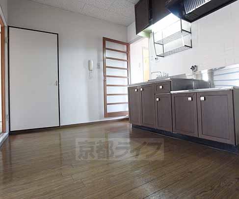 Living and room. Living is.