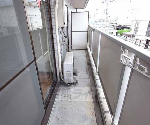 Balcony. It is a veranda.