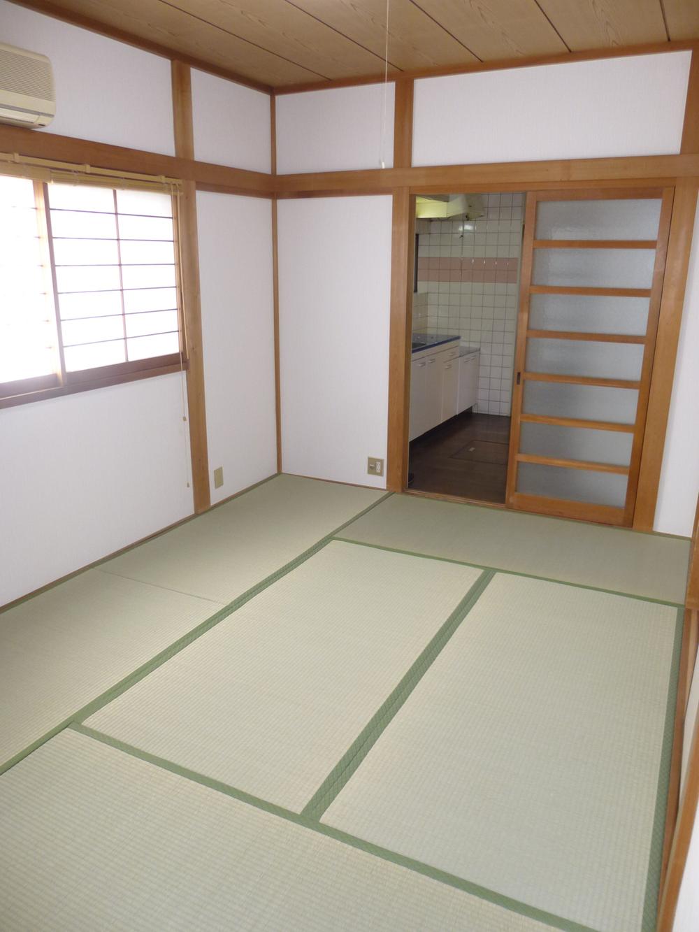 Other introspection. First floor Japanese-style room