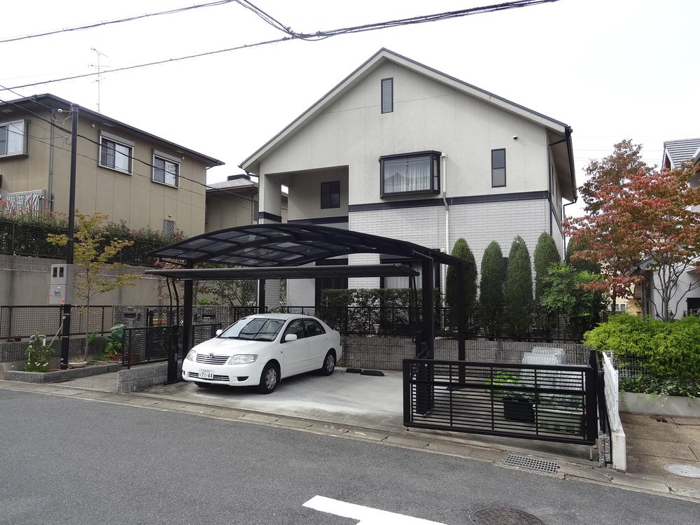 Local appearance photo. Local (10 May 2013) Shooting