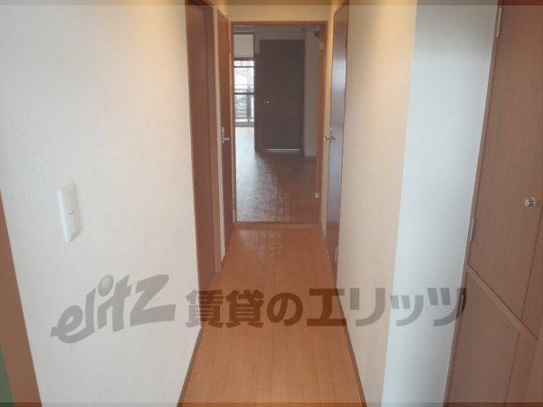 Other room space. Corridor