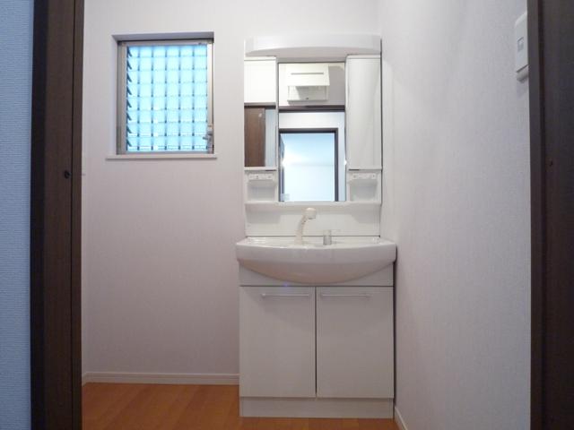 Power generation ・ Hot water equipment. Shampoo dresser