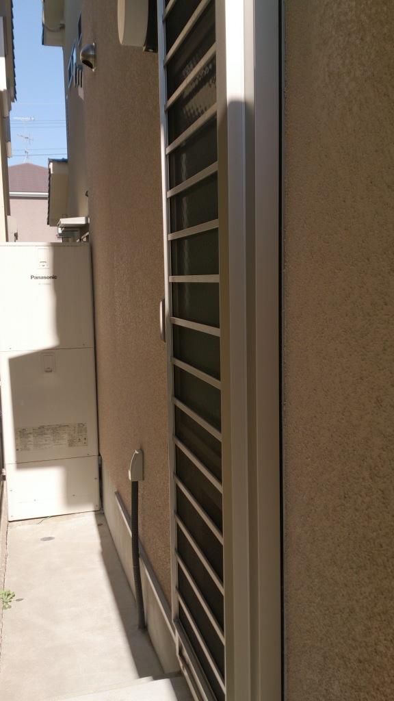 Other. Indoor (11 May 2013) is shooting the kitchen next to the back door. It is convenient to the very garbage disposal. 