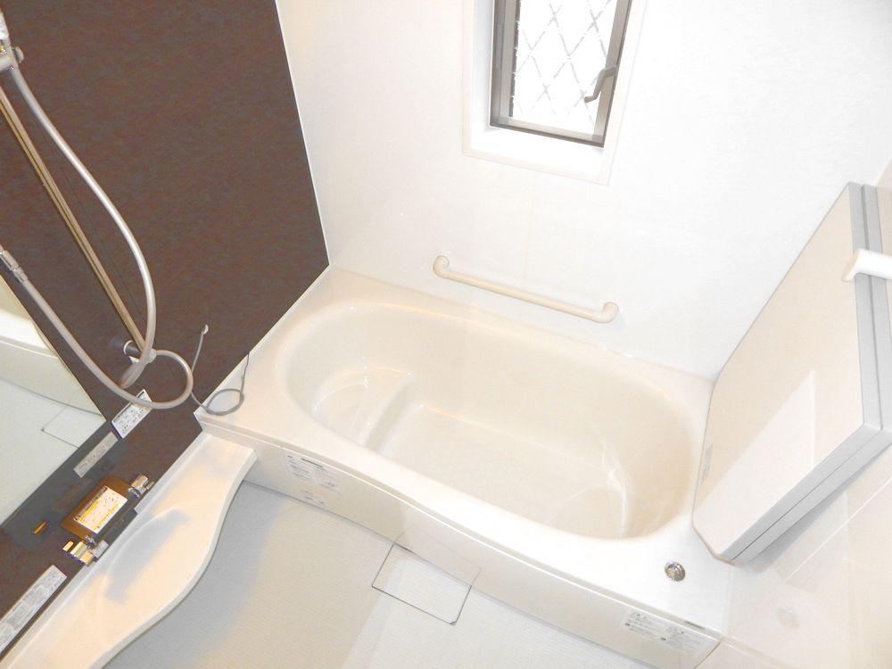 Bathroom. Same specifications Photos Year also improve the professional skills of staff training real estate with more than 30 kinds, To support our customers in the best.