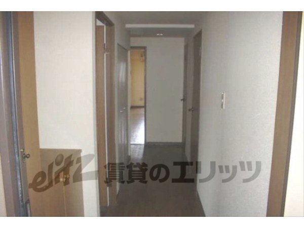 Other room space. Corridor