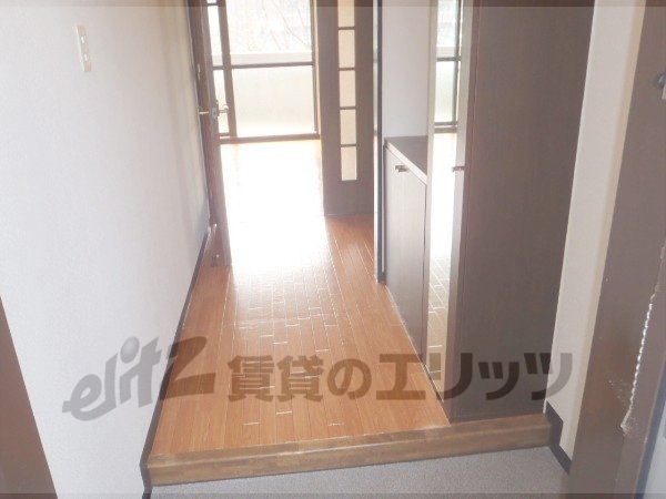 Other room space. Corridor