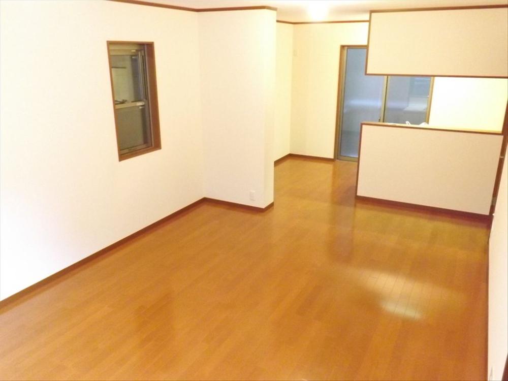 Same specifications photos (living). Same specifications photos (living) Unnecessary and easy care wax! 