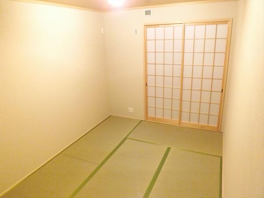 Other introspection. Same specifications photos (Japanese-style)