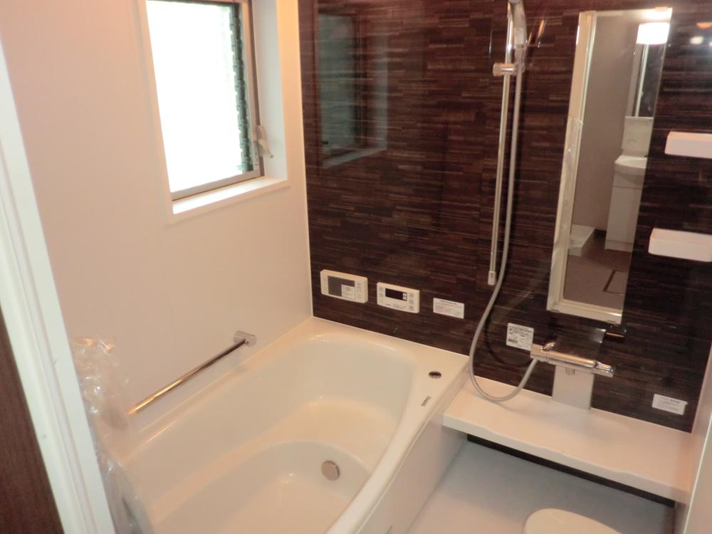 Same specifications photo (bathroom). Same specifications photo (bathroom) Bathroom heating dryer ・ It comes with a bathroom TV. 