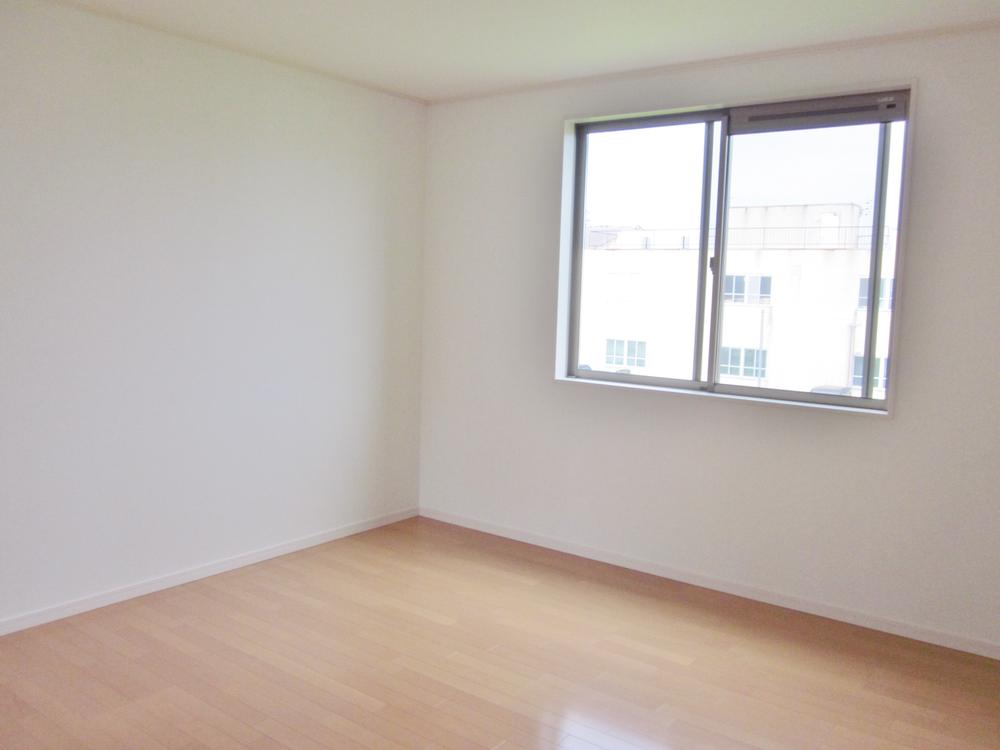 Non-living room. Second floor Western-style north 8 pledge