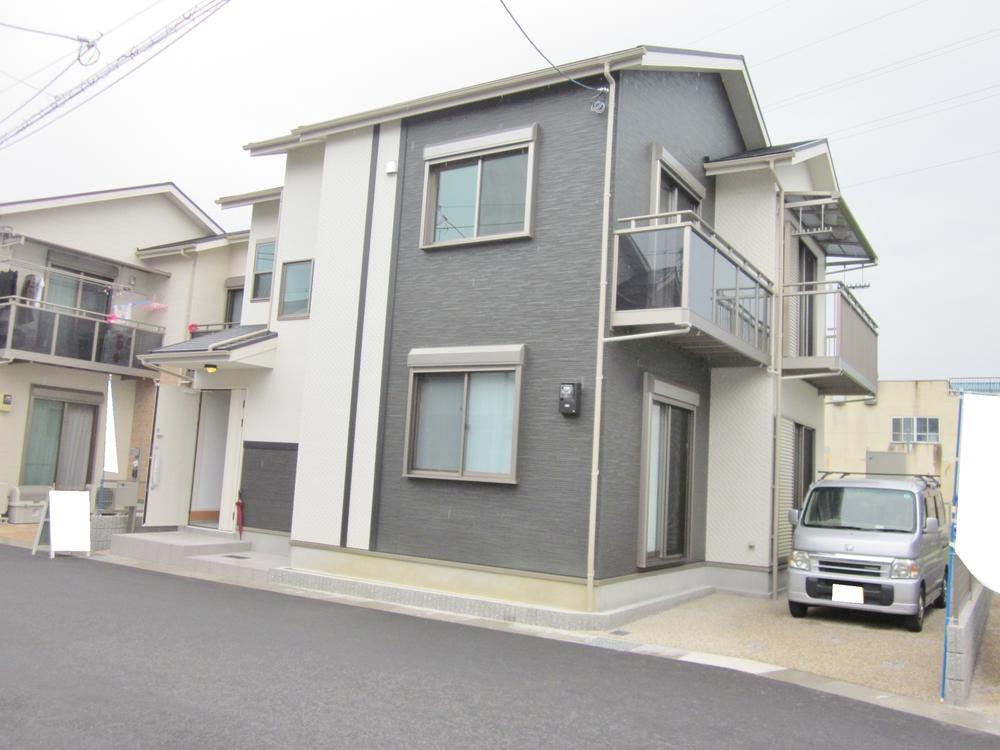 Local appearance photo