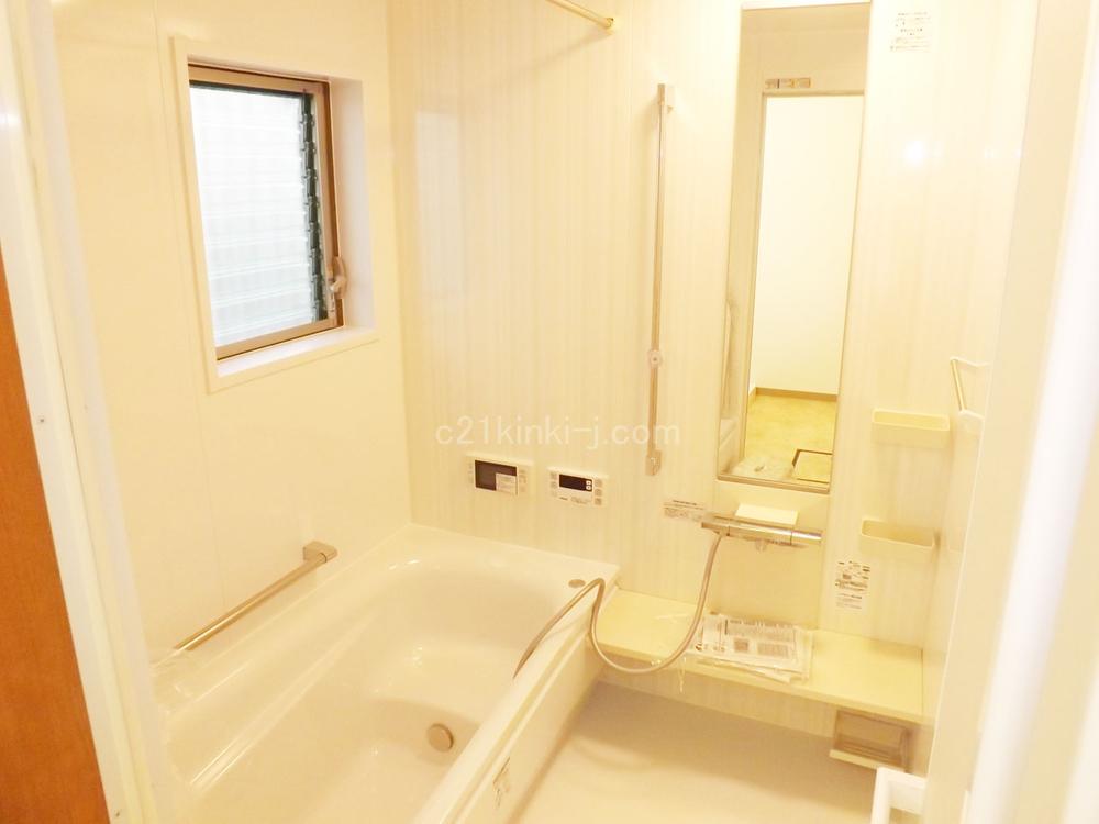 Bathroom. Same specifications photo (bathroom) Peace of mind ・ Safety barrier-free type! Size is comfortable and welcoming and 1616! Though there is Basuroman!