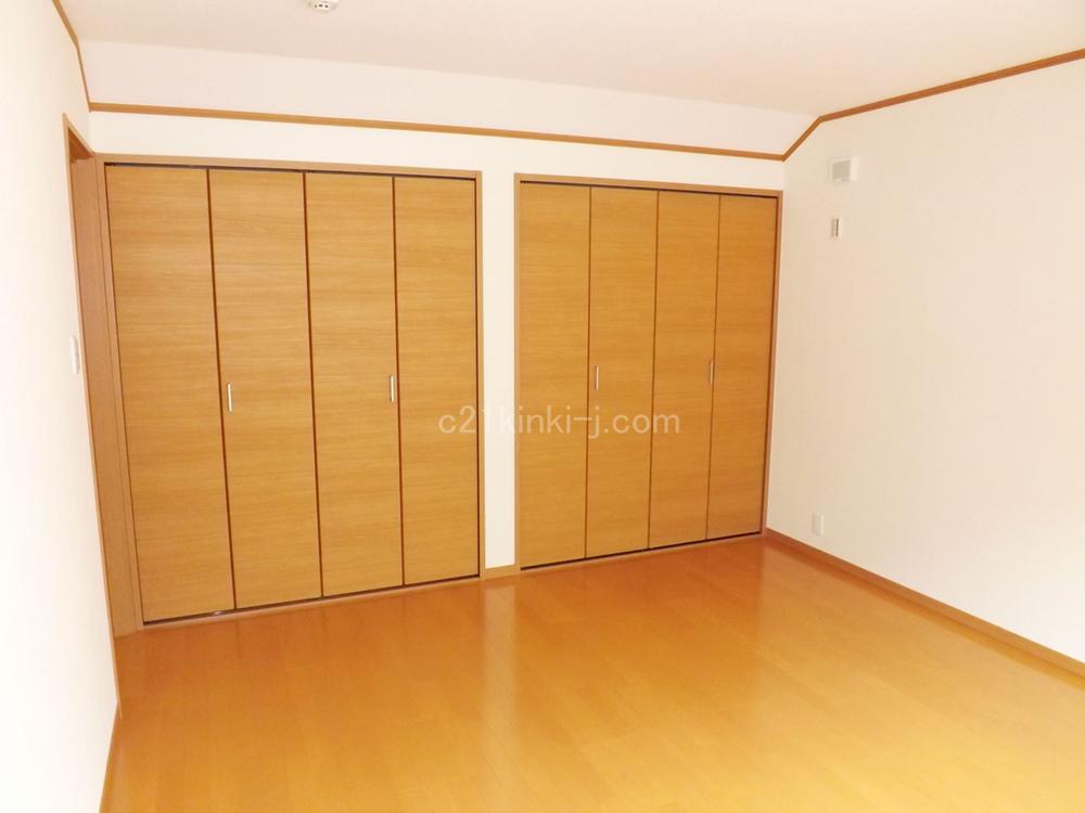 Other introspection. Same specifications photo (Western-style introspection)