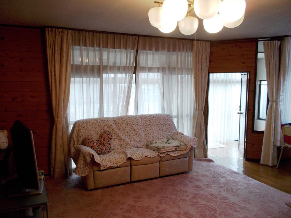 Living. Indoor (September 2013) Shooting Heisei has been renovated in 15 years