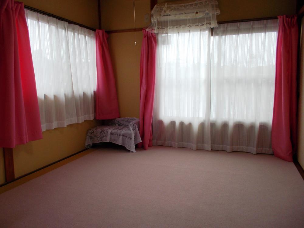 Non-living room. Indoor (September 2013) Shooting It is the second floor of a Japanese-style room. Heisei was completely renovated in 15 years