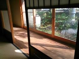 Non-living room. You can look at the pride of the Japanese garden from the Japanese-style room.