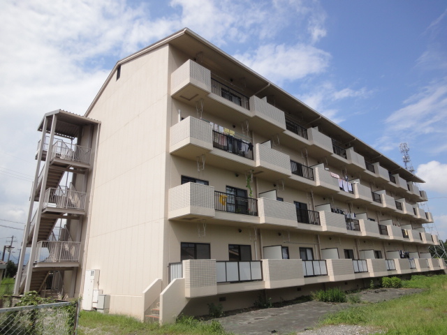 Building appearance. appearance