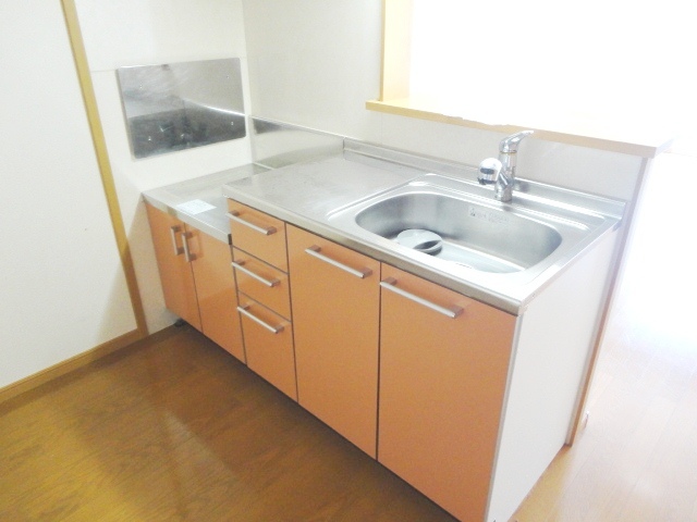 Kitchen. Cooking fun with the popular counter kitchen!