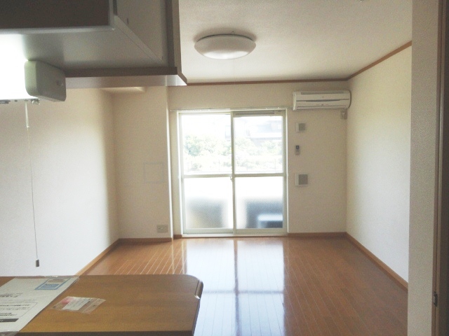 Living and room. Breadth of perfect for Western-style 12.5 Pledge begin alone like new life!