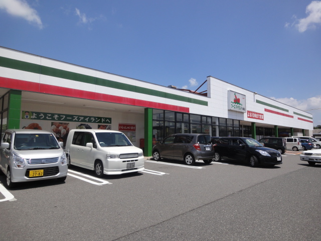 Supermarket. New Life agency store up to (super) 2184m