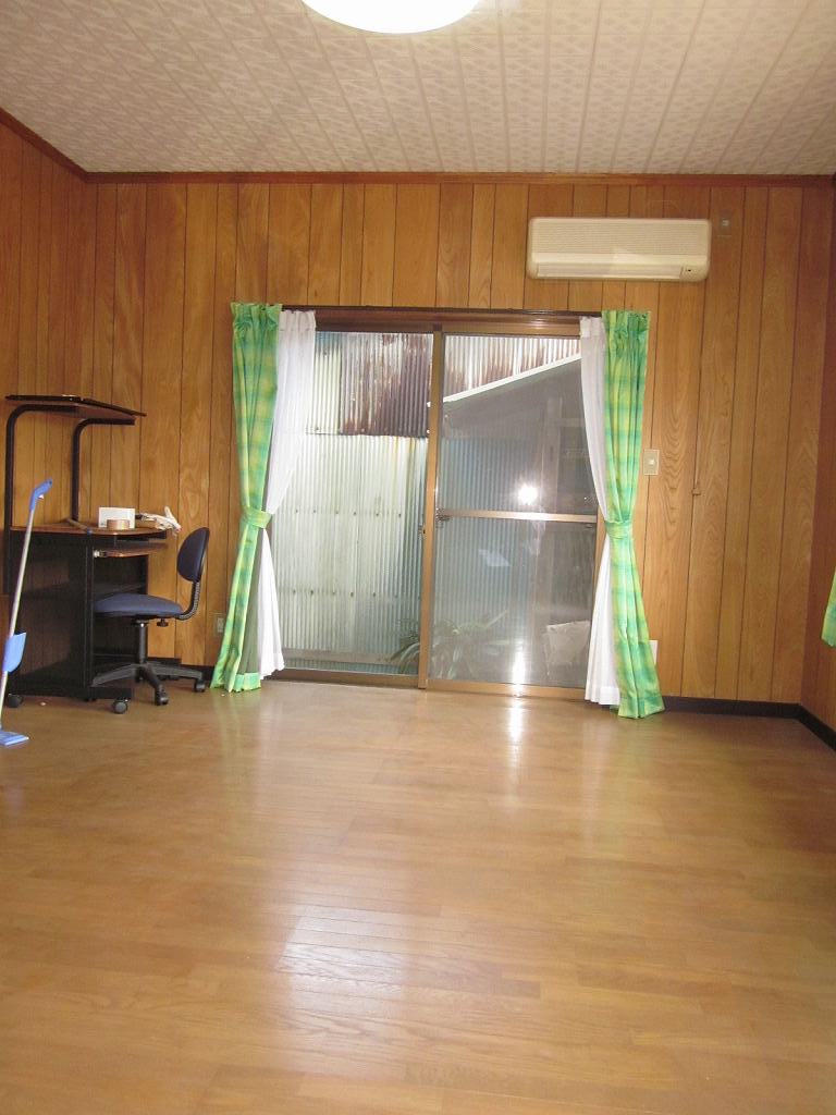 Other room space