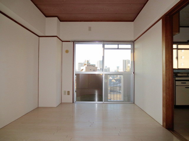 Living and room. Oriental room