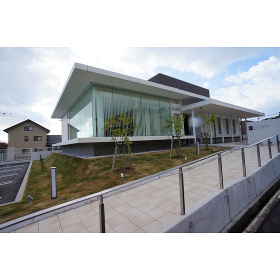 Hospital. Ito 1200m until the clinic (hospital)
