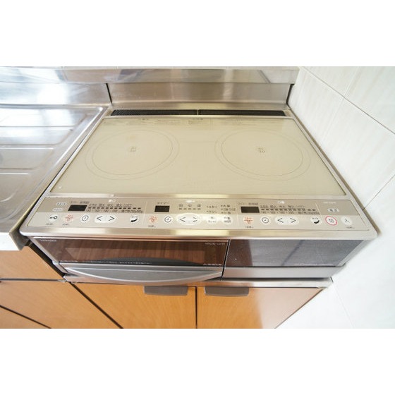 Other Equipment. Two-burner IH hob