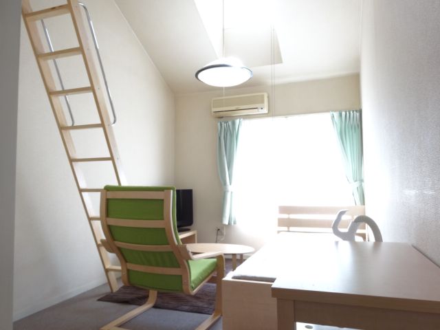 Living and room