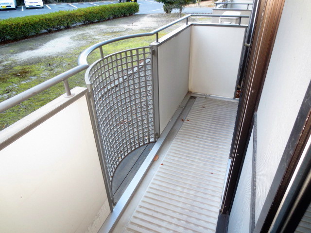 Balcony. Veranda (southeast)