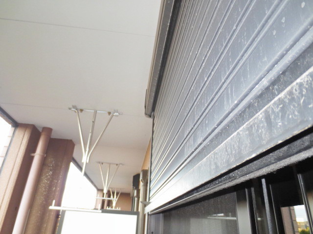 Other Equipment. Shutter type shutters