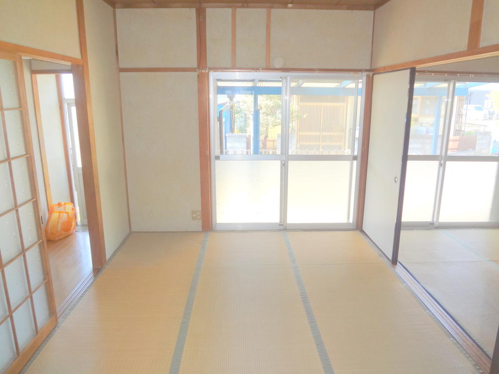 Living and room