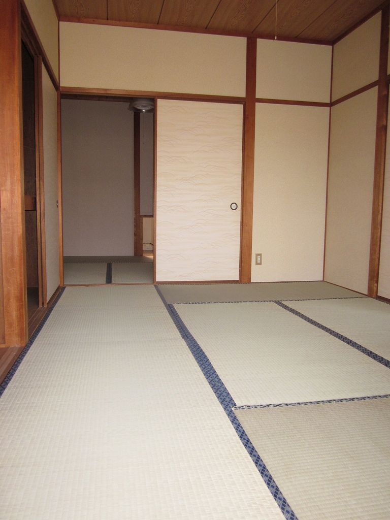 Living and room