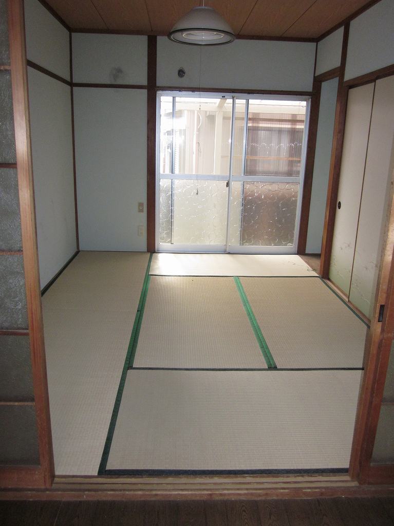 Living and room