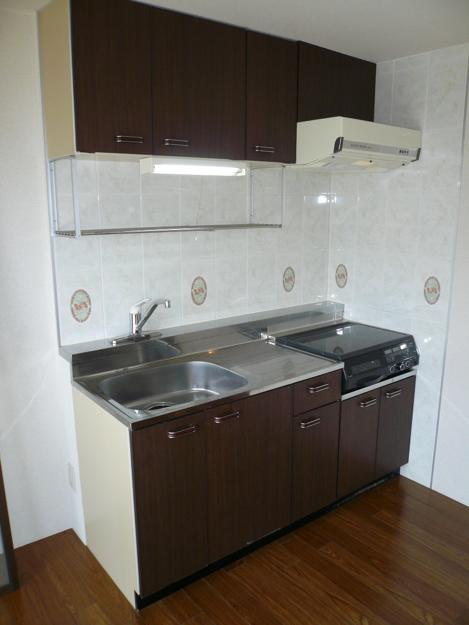 Kitchen. Reference photograph, Same building another room
