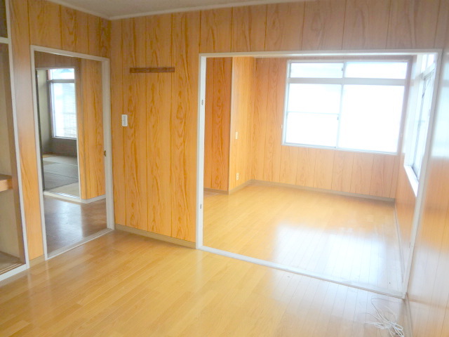 Living and room