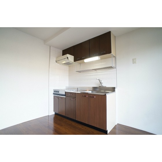 Kitchen. Same property separate room photo